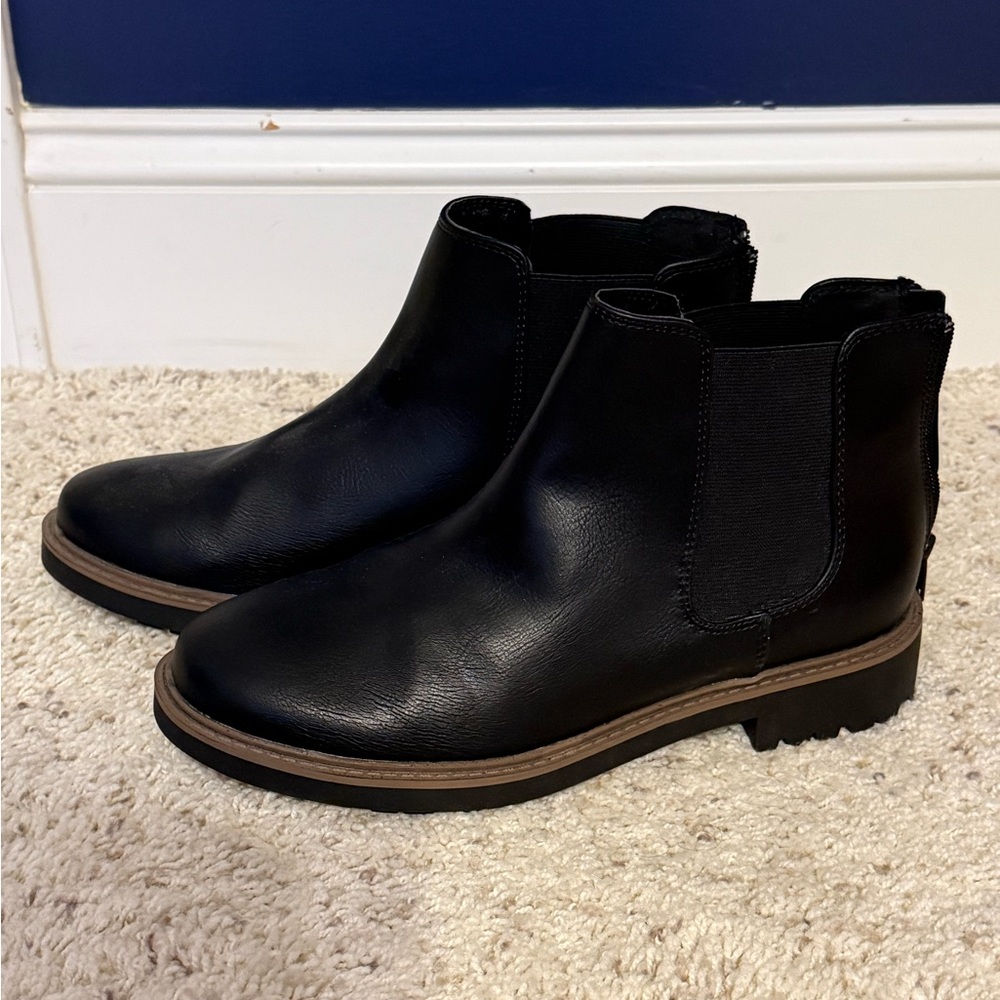 Esprit Black Ankle Boots